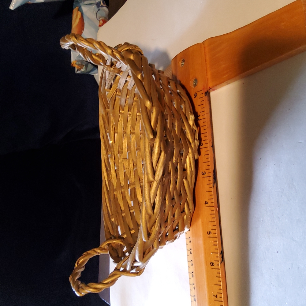 Golden Glitter Basket